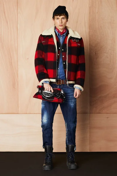 Look 3
